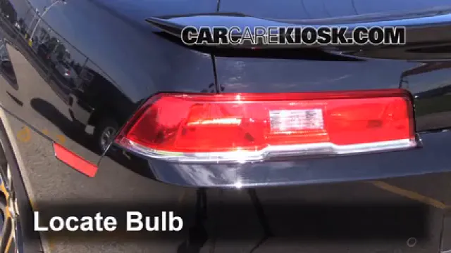 2015 Chevrolet Camaro LT 3.6L V6 Convertible Éclairage Feux de marche arrière (remplacer une ampoule)